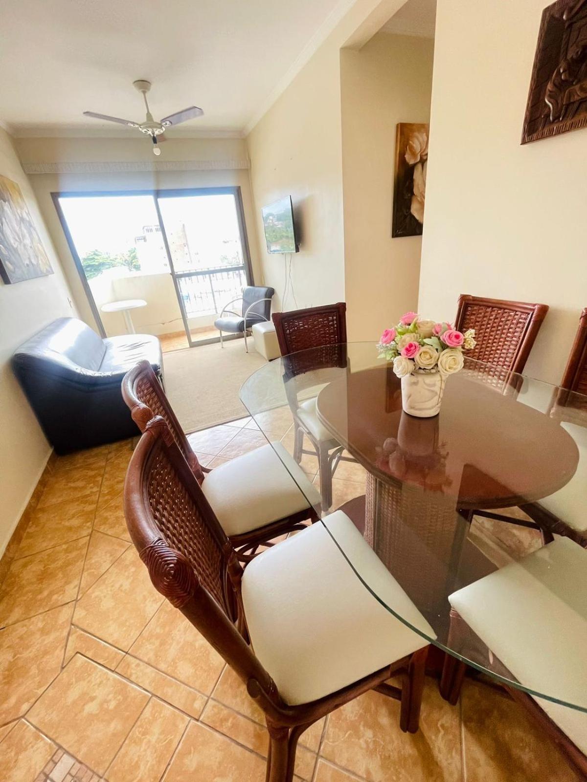 Apartamento No Guaruja Na Praia Da Enseada Exterior photo